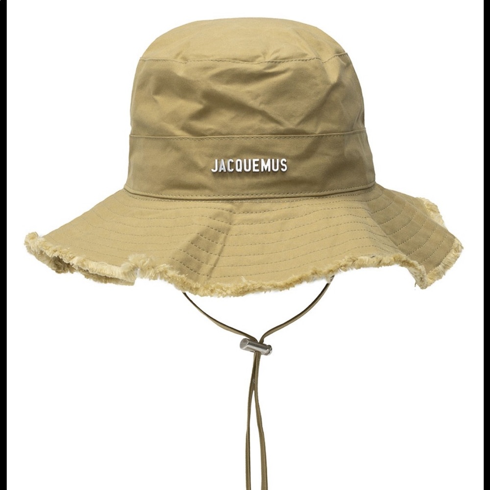 Jacquemus bucket hat